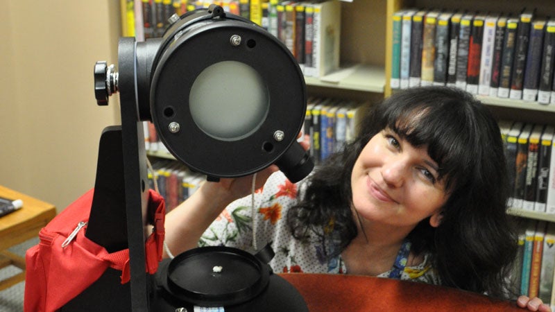 What To Know About Homewood Library’s Telescope Rental